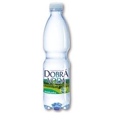 Minerální voda Dobrá voda - jemně perlivá, 8x 0,5 l