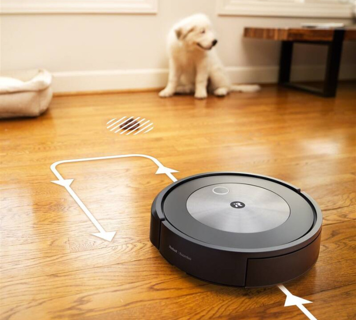 Robotický vysavač iRobot Roomba j7 černý - obrázek č. 2