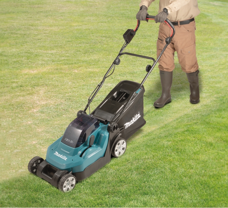 Makita DLM382Z - obrázek č. 0